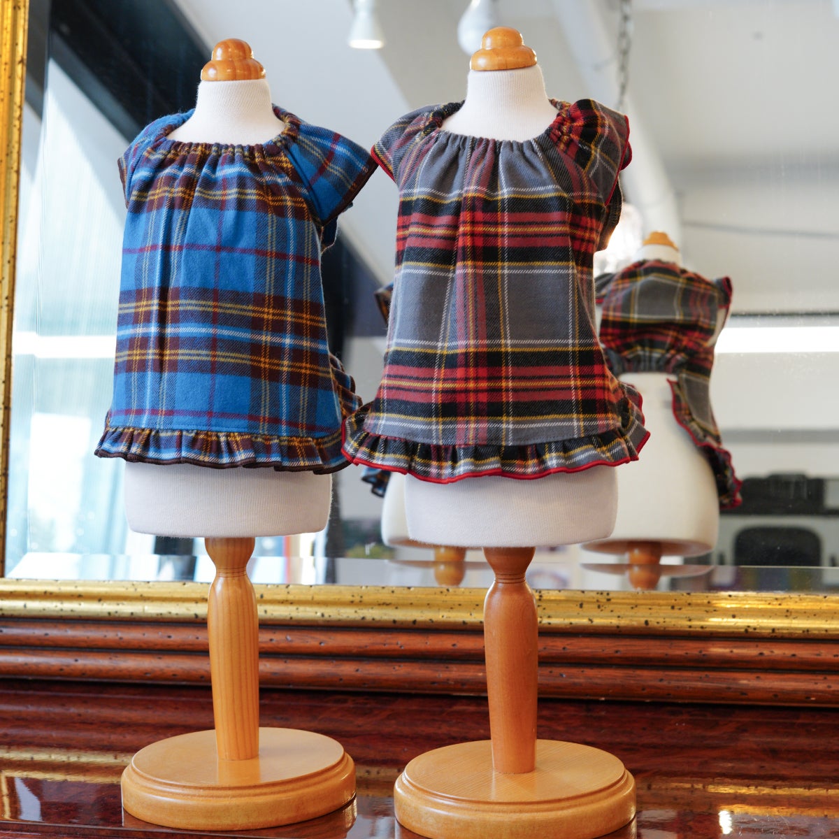 ☆完売品☆ DENIM ROSE ワッペンデニムフリルワンピース フリル使い